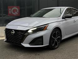 نيسان ألتيما